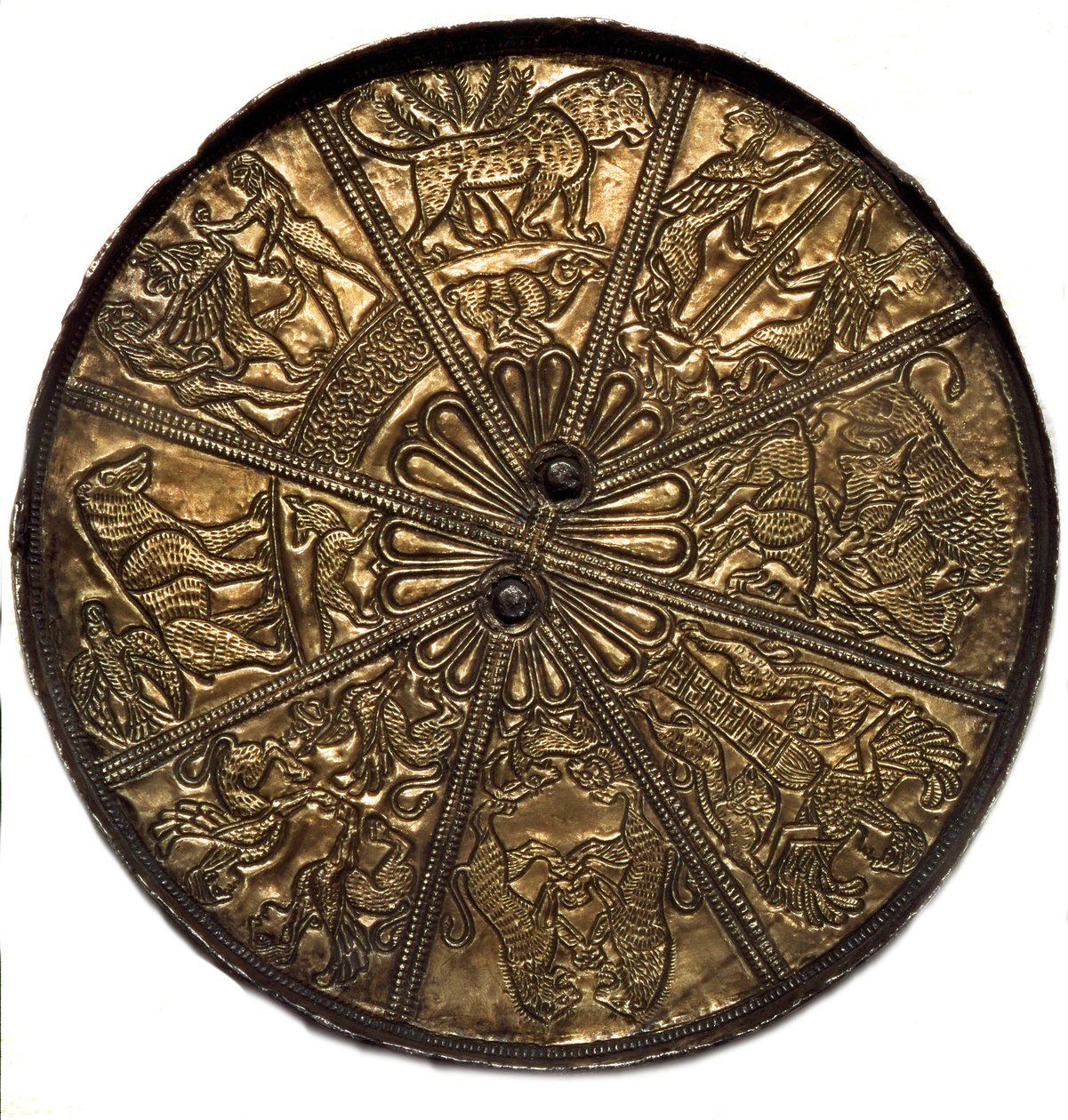 Scythische kunst: zilveren spiegel bedekt met goud uit de grafheuvel nr. 4 van Kelermes, Krasnodar regio in Rusland (650-620), 7e eeuw v.Chr. Sint-Petersburg, Hermitage Museum door Scythian