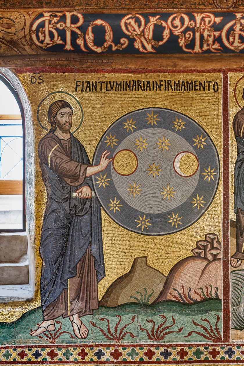 De Palatijnse Kapel (Basiliek), mozaïekcyclus van het Oude Testament, cyclus van de Schepping: "De Schepping van Sterren", XII eeuw door Sicilian School