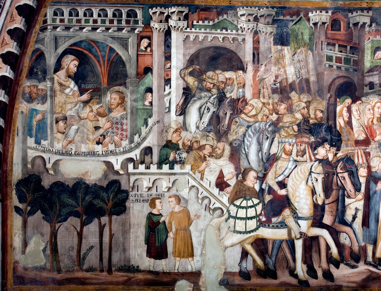 Detail van een fresco in de Bovenkerk die de beklimming naar Calvarieberg afbeeldt: links Jezus voor Pontius Pilatus door Sienese School