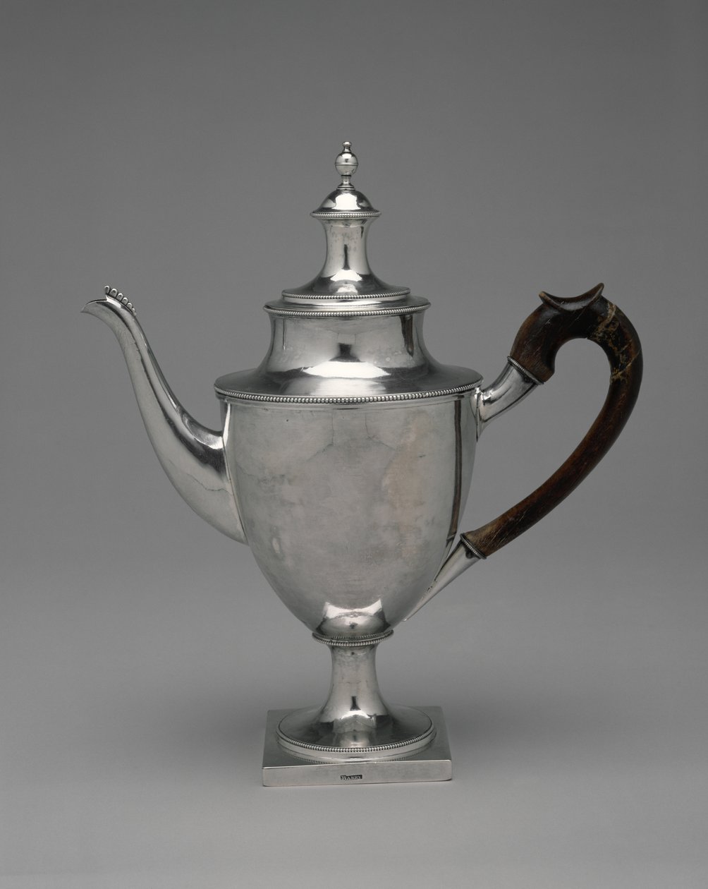 Theepot, onderdeel van een set, 1784-1800 door Standish Barry