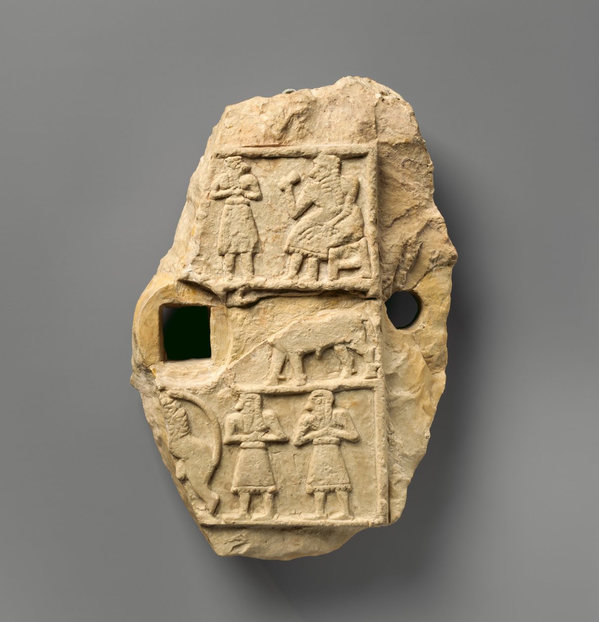 Reliëfplaat met een banketscène door Sumerian Sumerian
