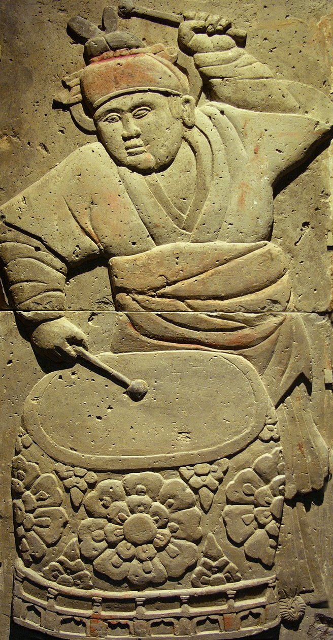 Terracotta stele met muzikant, Tang-dynastie (618-907), ontdekt in de provincie Shaanxi, Steles Forest Museum in Xian. Fotografie, Leonard de Selva, China, 2006 door Tang Dynasty Chinese School