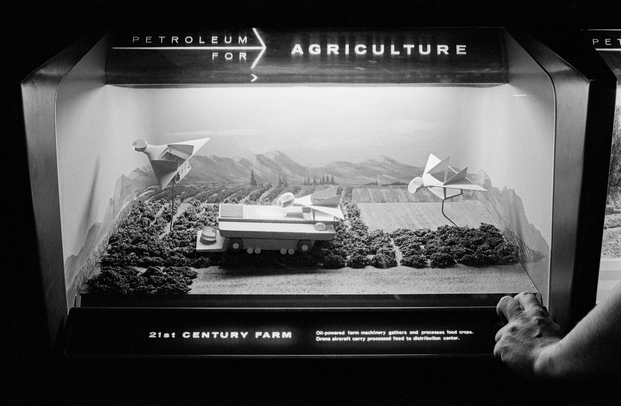 Modelweergave van toekomstig geautomatiseerd landbouwconcept op de Wereldtentoonstelling van Seattle door Ted Spiegel