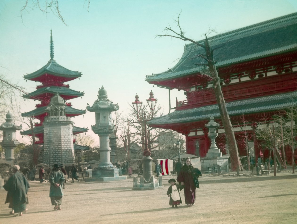 Senso - Ji tempelpoort, Tokio circa 1900 - 1915 (foto) door Teijiro Takagi