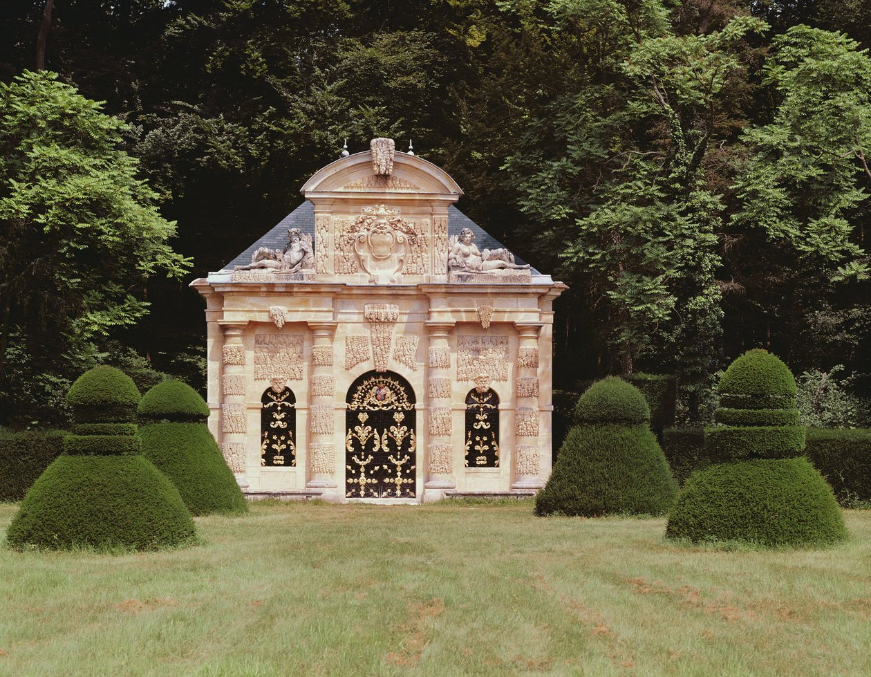 Nymphaeum van Chateau de Wideville, 1635 door Thomas Francine or Francini