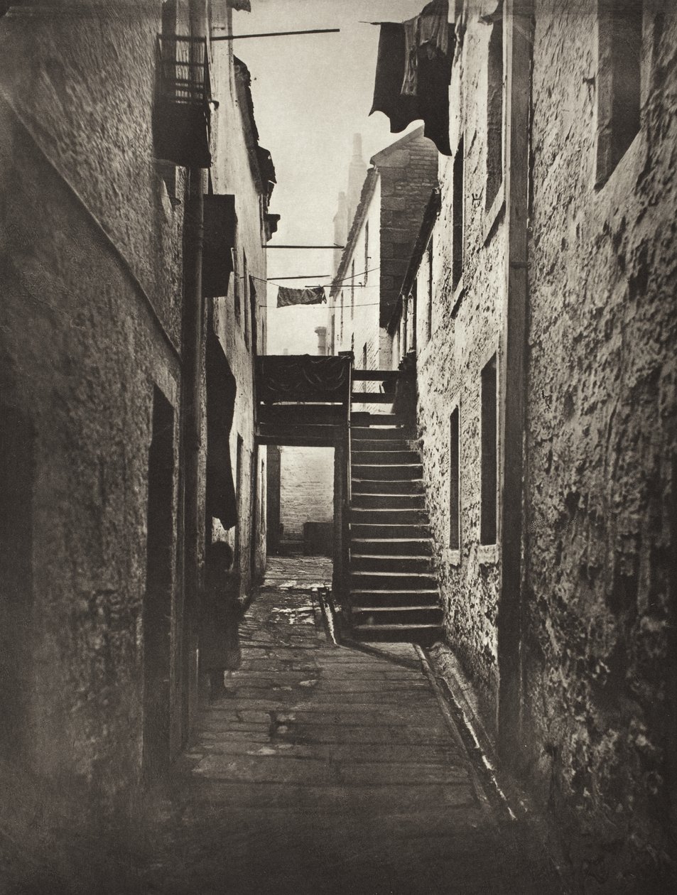 Steeg nr. 128, Saltmarket (nr. 30) door Thomas Annan