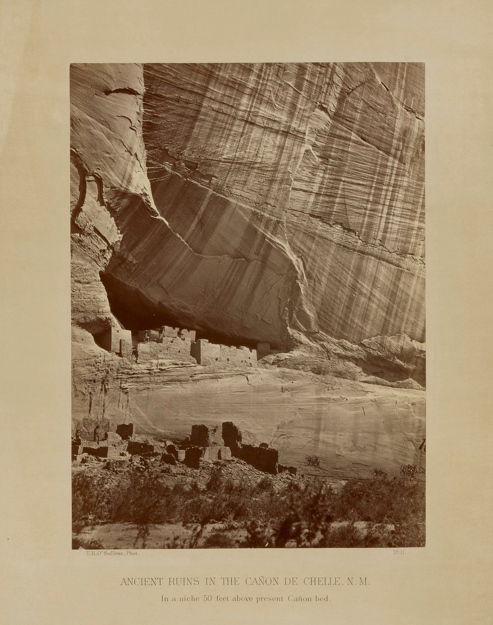 Oude ruïnes in de Cañon de Chelle, N.M. (No. 11, Geographical Explorations and Surveys West of the 100th Meridian) door Timothy H. O