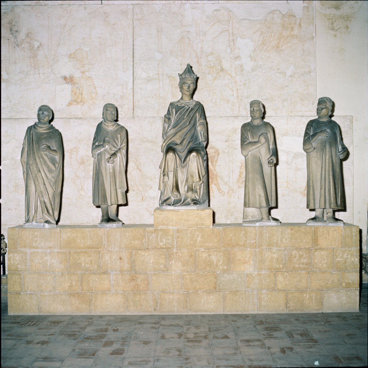 Standbeeld van Hendrik VII, Heilige Roomse Keizer, met zijn Raadgevers door Tino di Camaino
