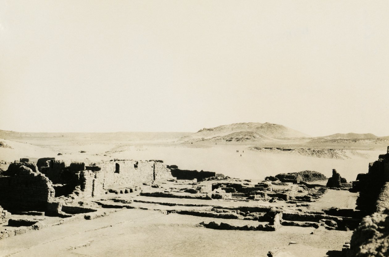 Commerciële ruimte in het klooster van St Simeon, Aswan, Egypte, foto door Ugo Monneret de Villard door Ugo Monneret de Villard