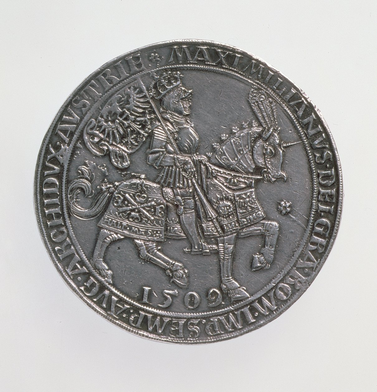 Kroningsdoppelguildiner (dubbele-gulden) van Keizer Maximiliaan I (1493-1519), Antwerpen Munt, heruitgave van een munt uit 1509, 1517 (voorzijde) door Ulrich Ursentaler