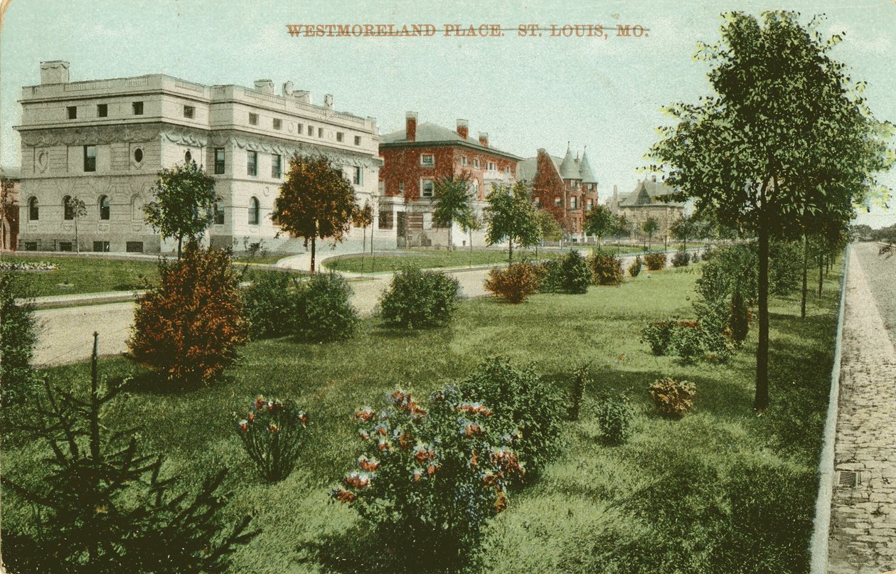 25 Portland Place, McMillan (later Jackson Johnson) residentie, gebouwd 1892; 23 Portland Place, William H. en Florence Plimpton Thornburgh, gebouwd 1892; 19 Portland Place, Oliver A. Hart residentie, gebouwd 1893 door Unbekannt
