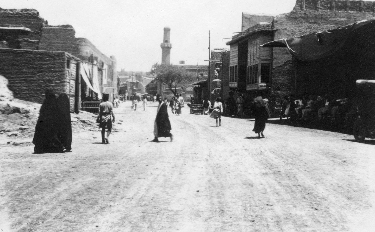 Een straat in Bagdad, Mesopotamië, WOI, 1918 door Unbekannt