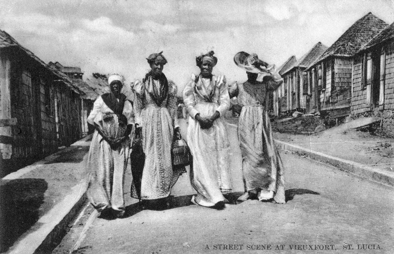 Een straatbeeld in Vieuxfort, St Lucia door Unbekannt