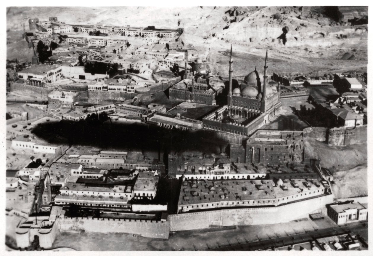 Luchtfoto van de Moskee van Mohammed Ali Pasha, Caïro, Egypte, vanuit een Zeppelin, 1931-1933 door Unbekannt