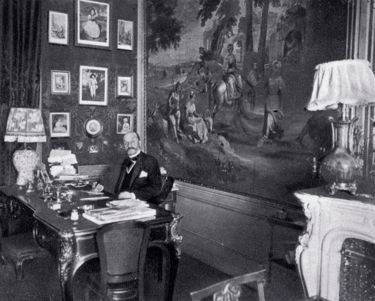 Alexandre Duval, Franse restauranthouder en societyfiguur, 1900 door Unbekannt