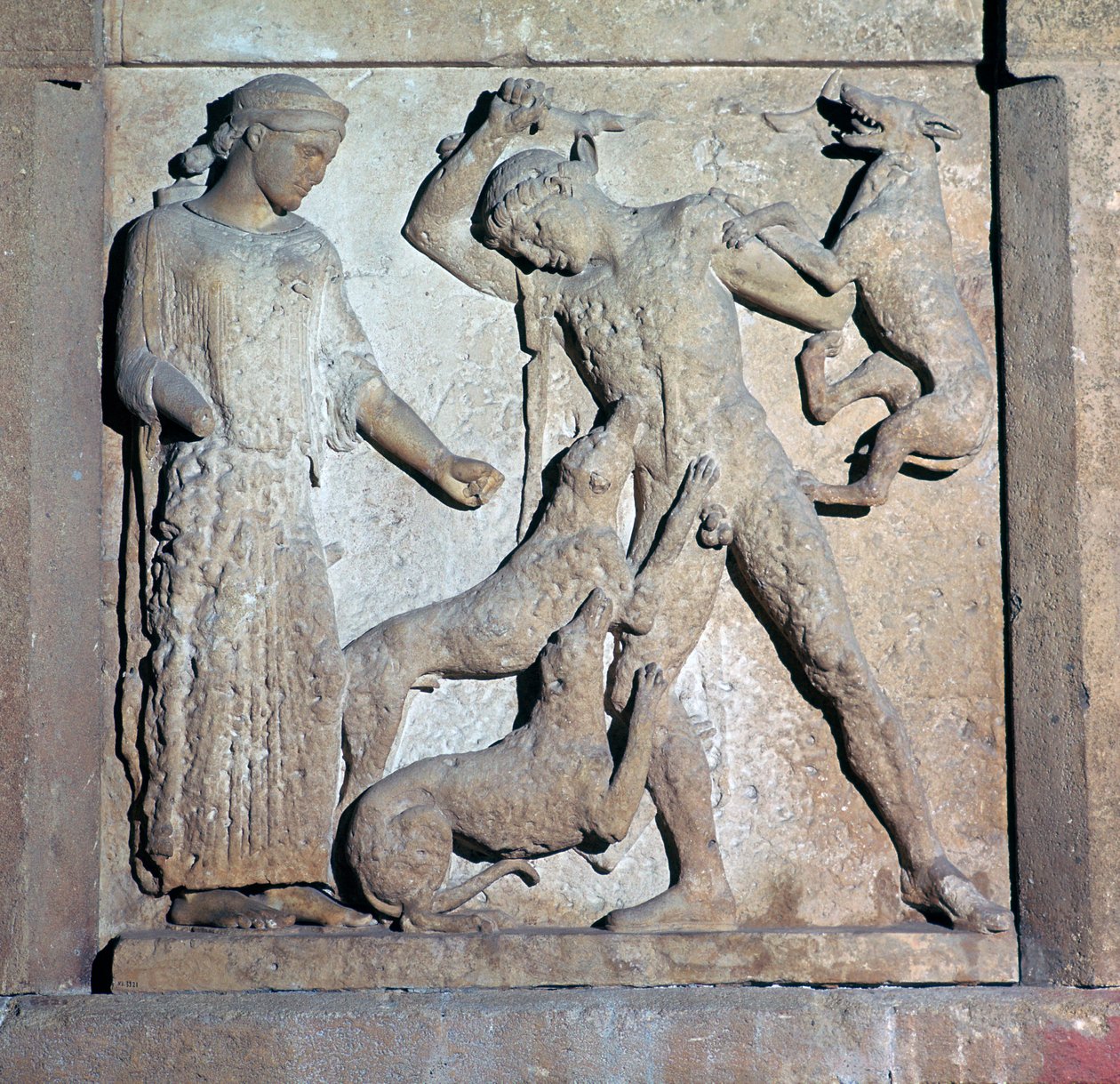 Archaïsche metope die Actaeon en Artemis toont, 5e eeuw v.Chr. door Unbekannt