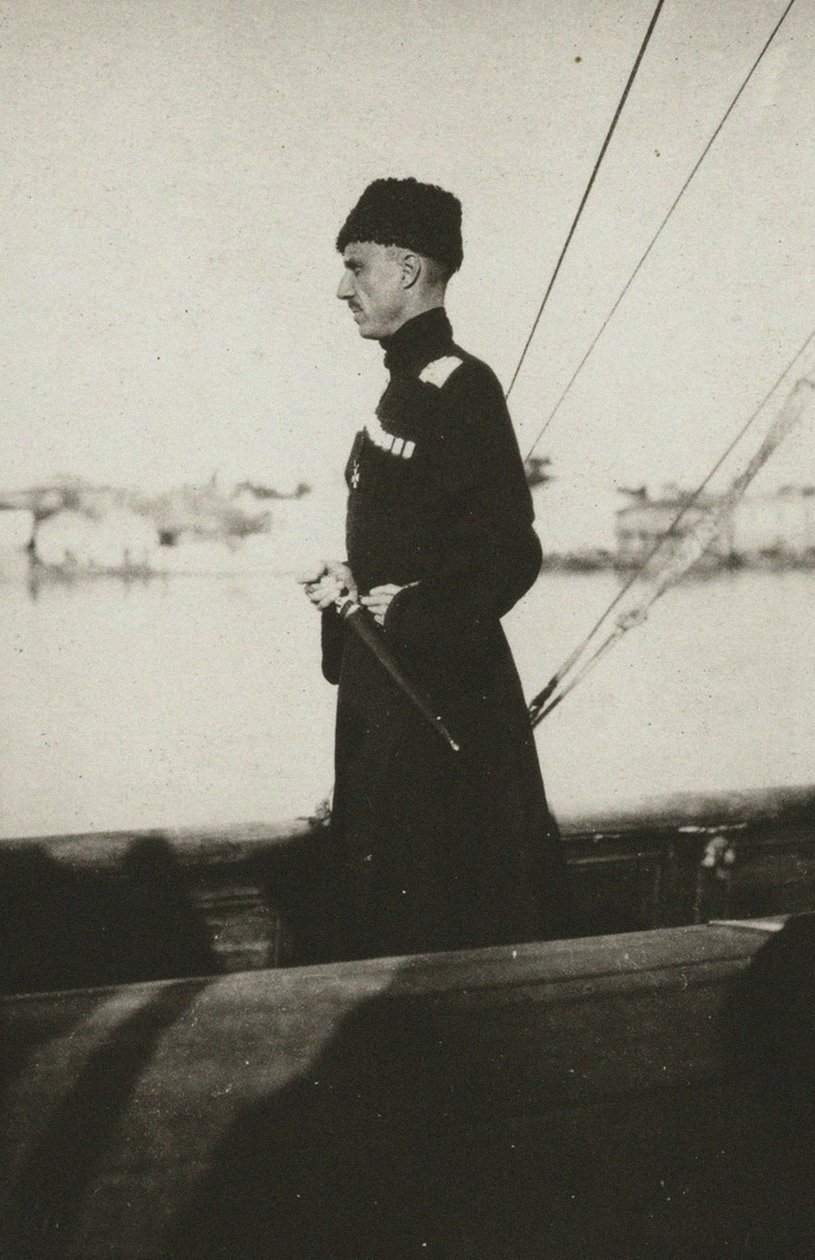 Baron Pyotr Nikolayevich Wrangel op de jacht Lucullus. Lemnos, 1921. door Unbekannt