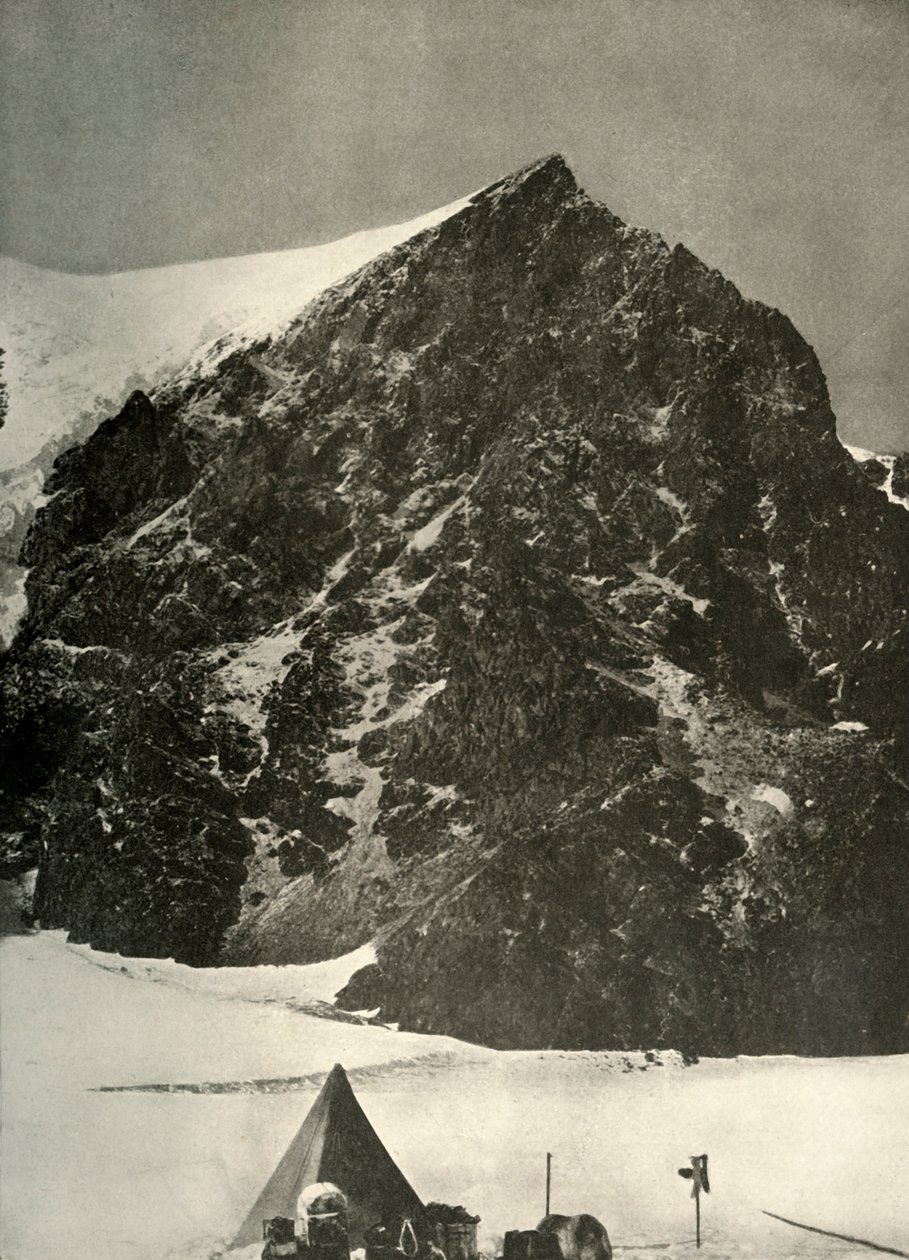 Kamp op 17 december op de Ferrar-gletsjer onder Sentinel Rock, 1908, 1909 door Unbekannt