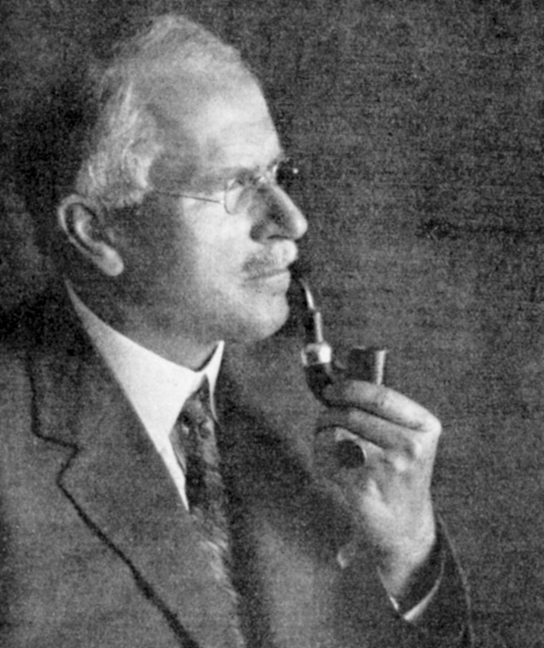 Carl Gustav Jung 1875-1961, Zwitserse psychoanalyticus door Unbekannt