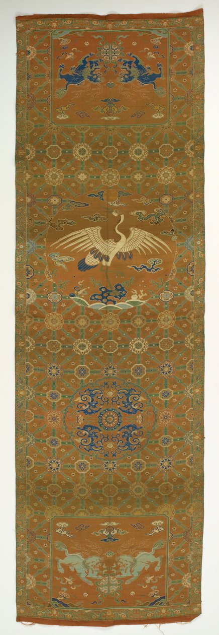 Stoelhoes met een kraanvogel, leeuwen, draken, voorspoedige symbolen en bloemen door Unbekannt