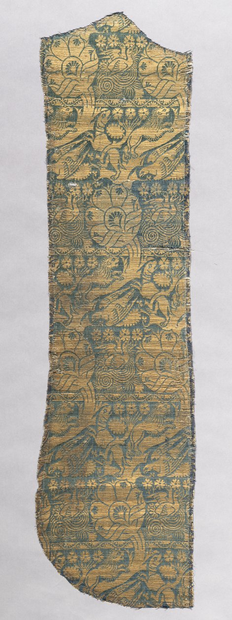 Kazula Fragment met Realistische Dieren, ca. 1420 door Unbekannt