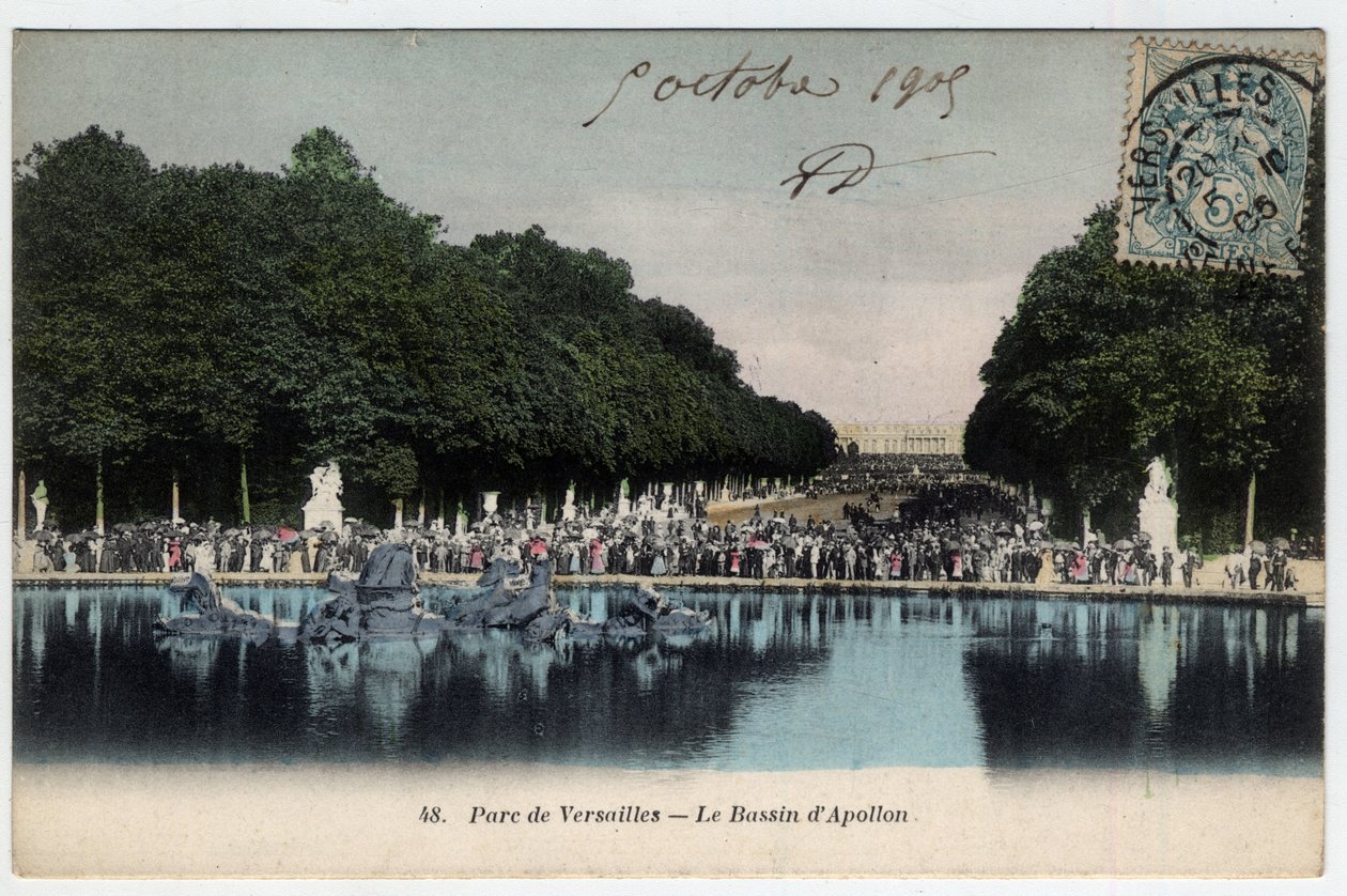 Kasteel van Versailles: bezoekers voor het Apollo-bassin in het park - Ansichtkaart gedateerd 1905 door Unbekannt