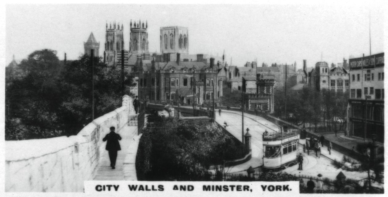 Stadsmuren en Minster, York, ca. 1920s door Unbekannt