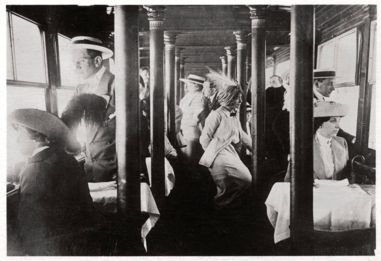 Filmmaatschappij aan boord van Zeppelin LZ13 Hansa, ca. 1912-1914 door Unbekannt
