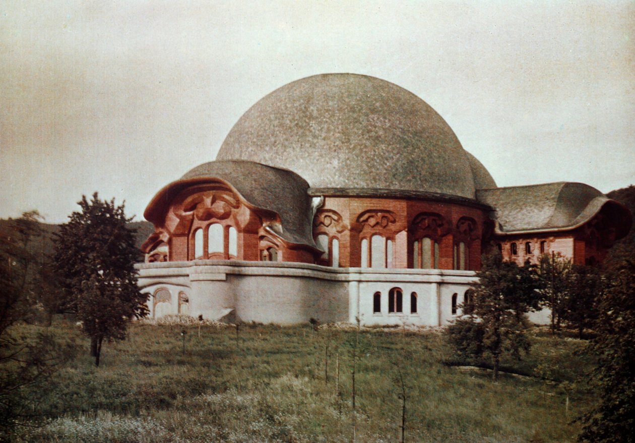 Eerste Goetheanum, zuid vooraanzicht, Dornach, Zwitserland, 1922 door Unbekannt