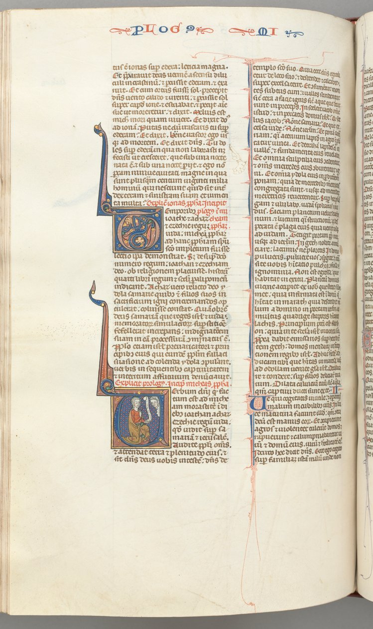 Fol. 358v, Micha, gehistorieerde initiaal V, Micha knielend, buste van God boven, ca. 1275-1300 door Unbekannt
