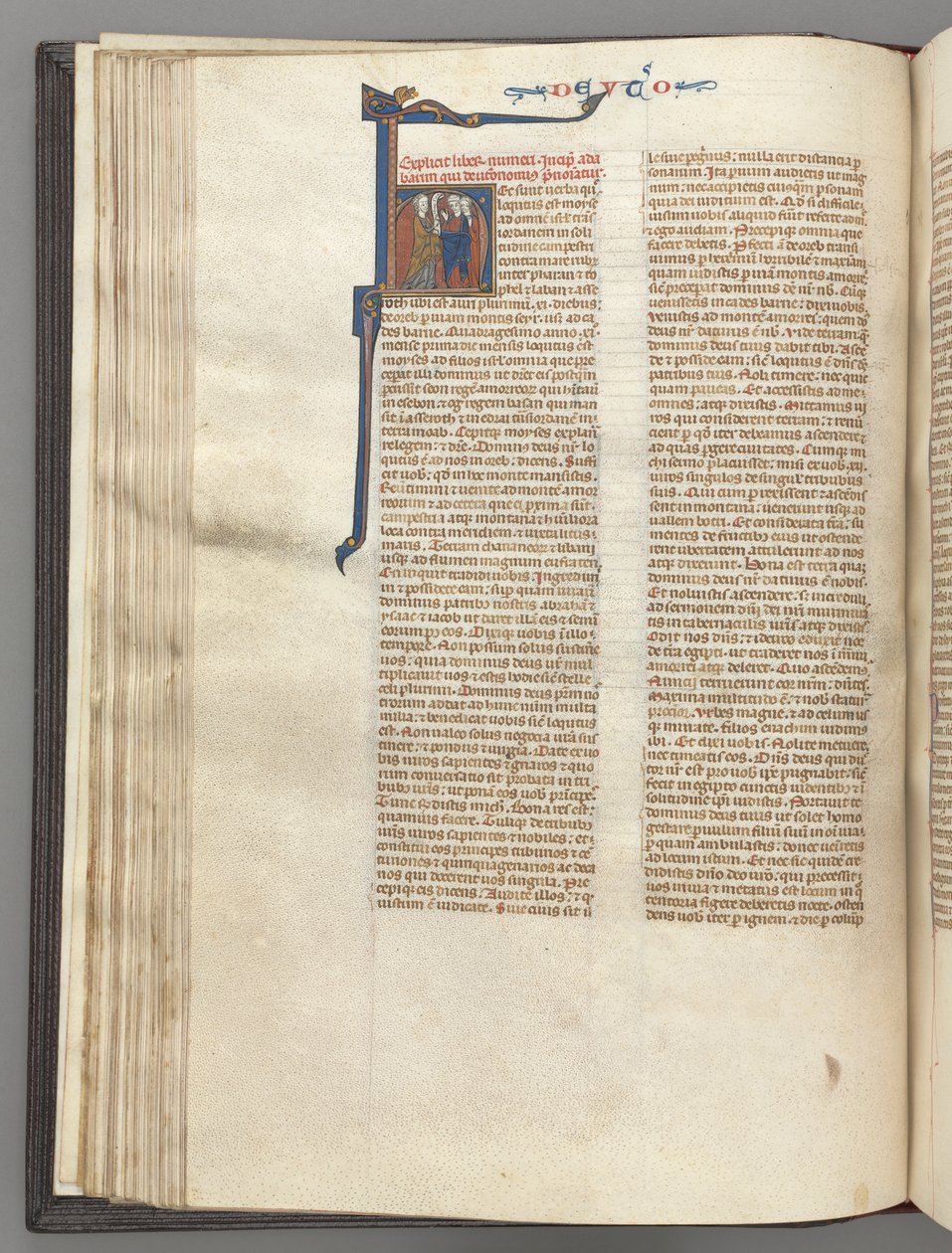 Fol. 62v, Deuteronomium, gehistorieerde initiaal H, Mozes met horens en rol predikend..., c. 1275-1300 door Unbekannt