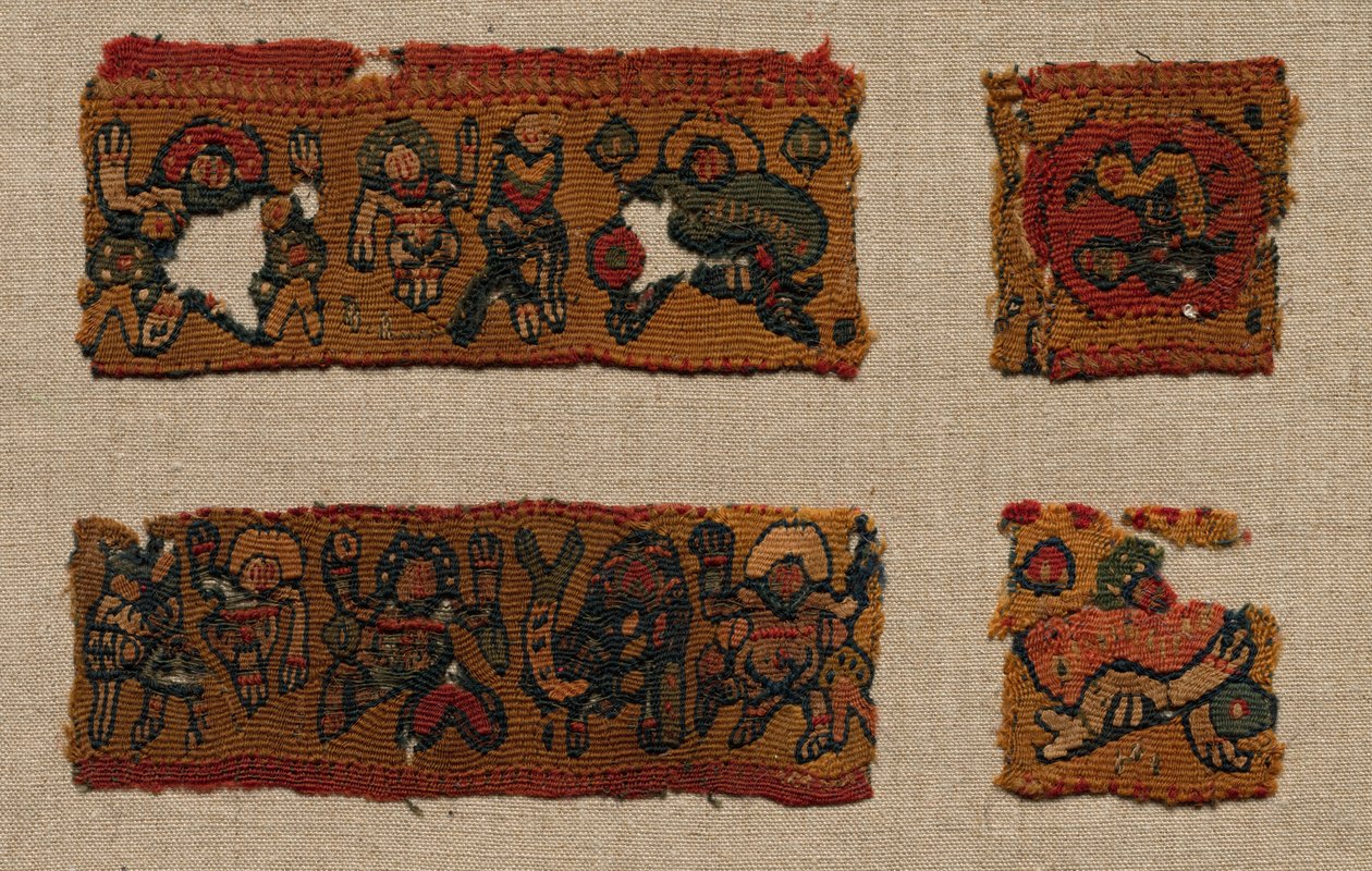 Vier fragmenten van de Gammadionrand van een tuniek, 400-600 door Unbekannt