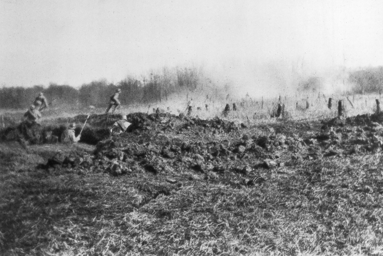 Franse tegenaanval tussen de Somme en de rivier de Oise, Picardië, Frankrijk, 1918 door Unbekannt