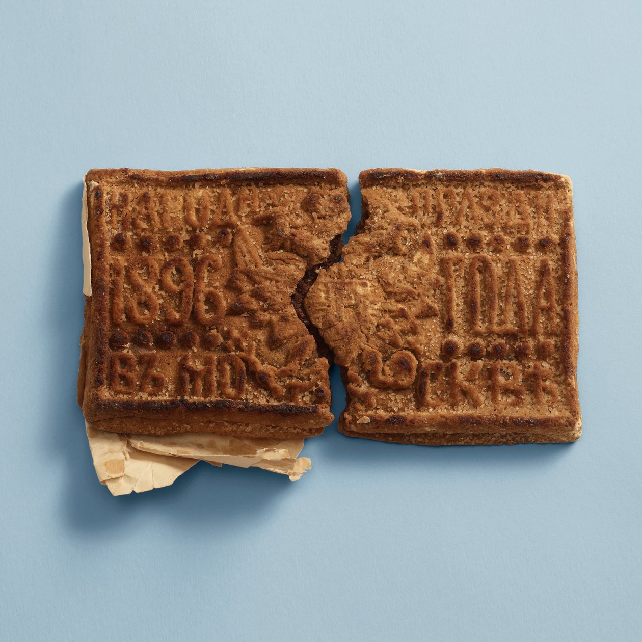 Peperkoek met het Keizerlijk Wapen. Geschenk ter gelegenheid van de Kroning van Nicolaas II door Unbekannt
