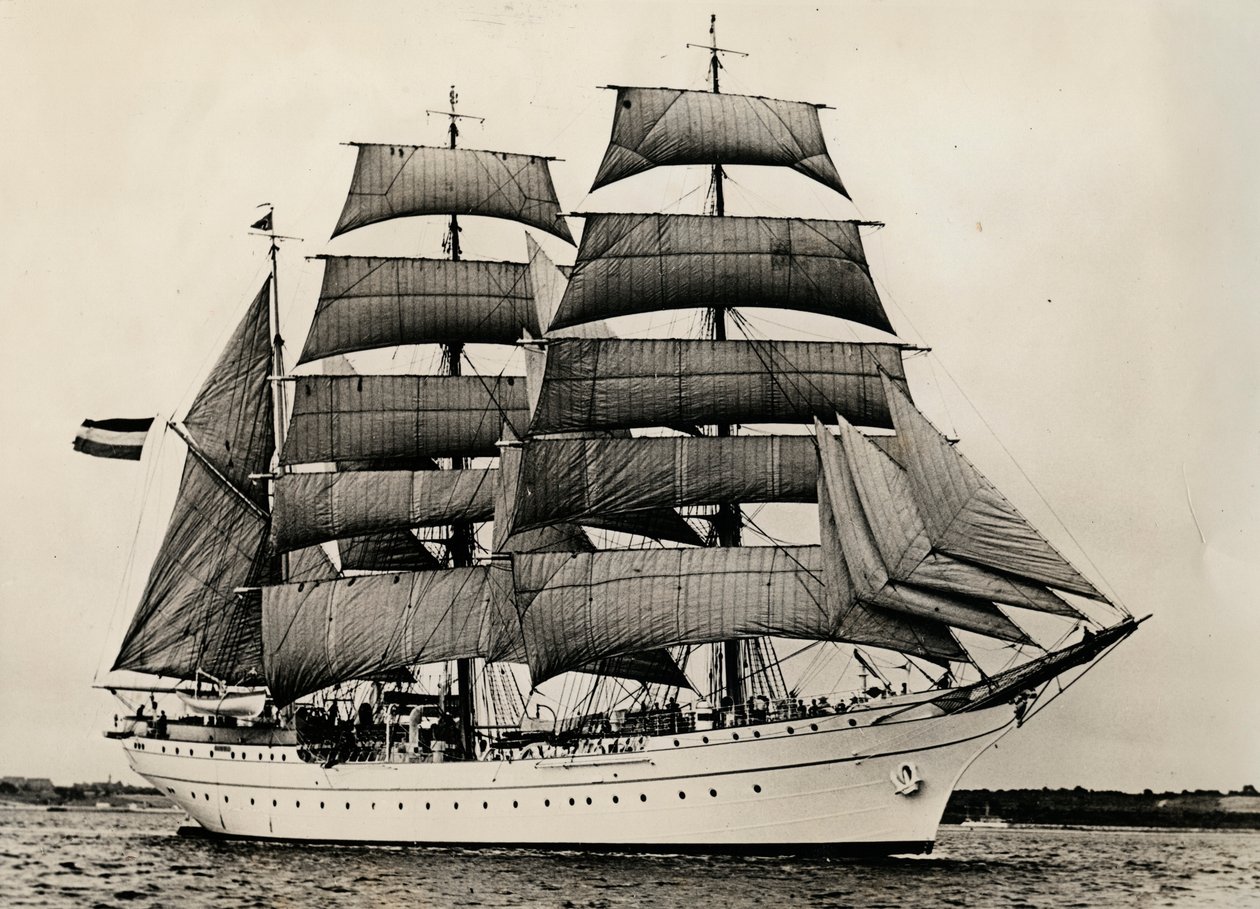 Gorch Fock voor het eerst onder volle zeilen, 1933 door Unbekannt