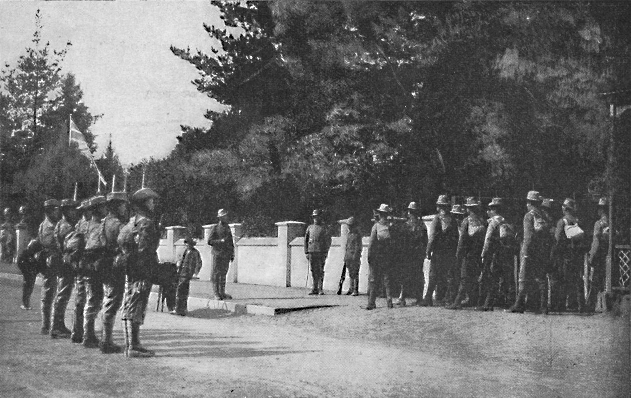 Grenadier Guards met hun nieuwe hoeden lossen de wacht af bij het hoofdkwartier van Lord Roberts, Pretoria door Unbekannt