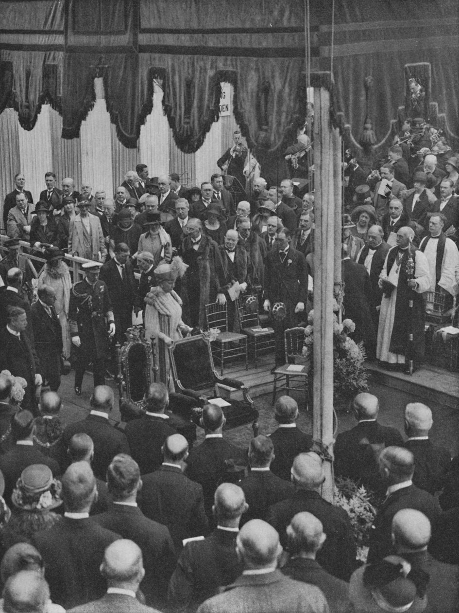Z.M. De Koning legt de Eerste Steen van Lloyds Nieuwe Gebouw 23 mei 1925, 1928 door Unbekannt