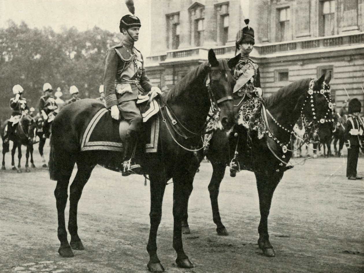 Zijne Majesteit met de Hertog van Gloucester, bij het Trooping the Colour, 1928, 1937 door Unbekannt