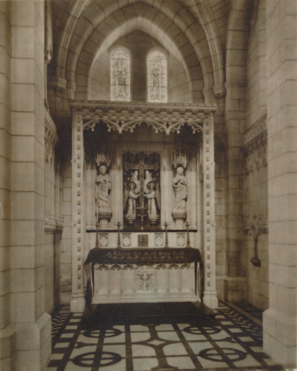 Heilige Kruiskapel, Buckfast Abbey, eind 19e-begin 20e eeuw door Unbekannt