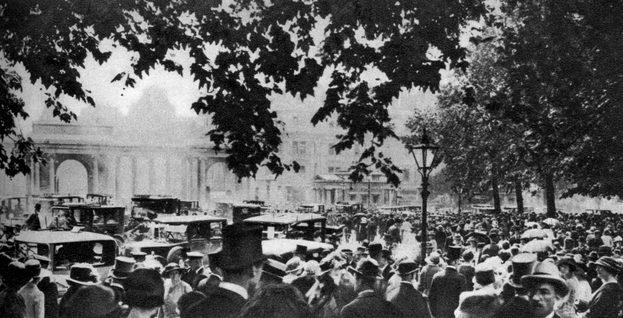Hyde Park op een mooie Ascot zondag, Londen, 1926-1927 door Unbekannt