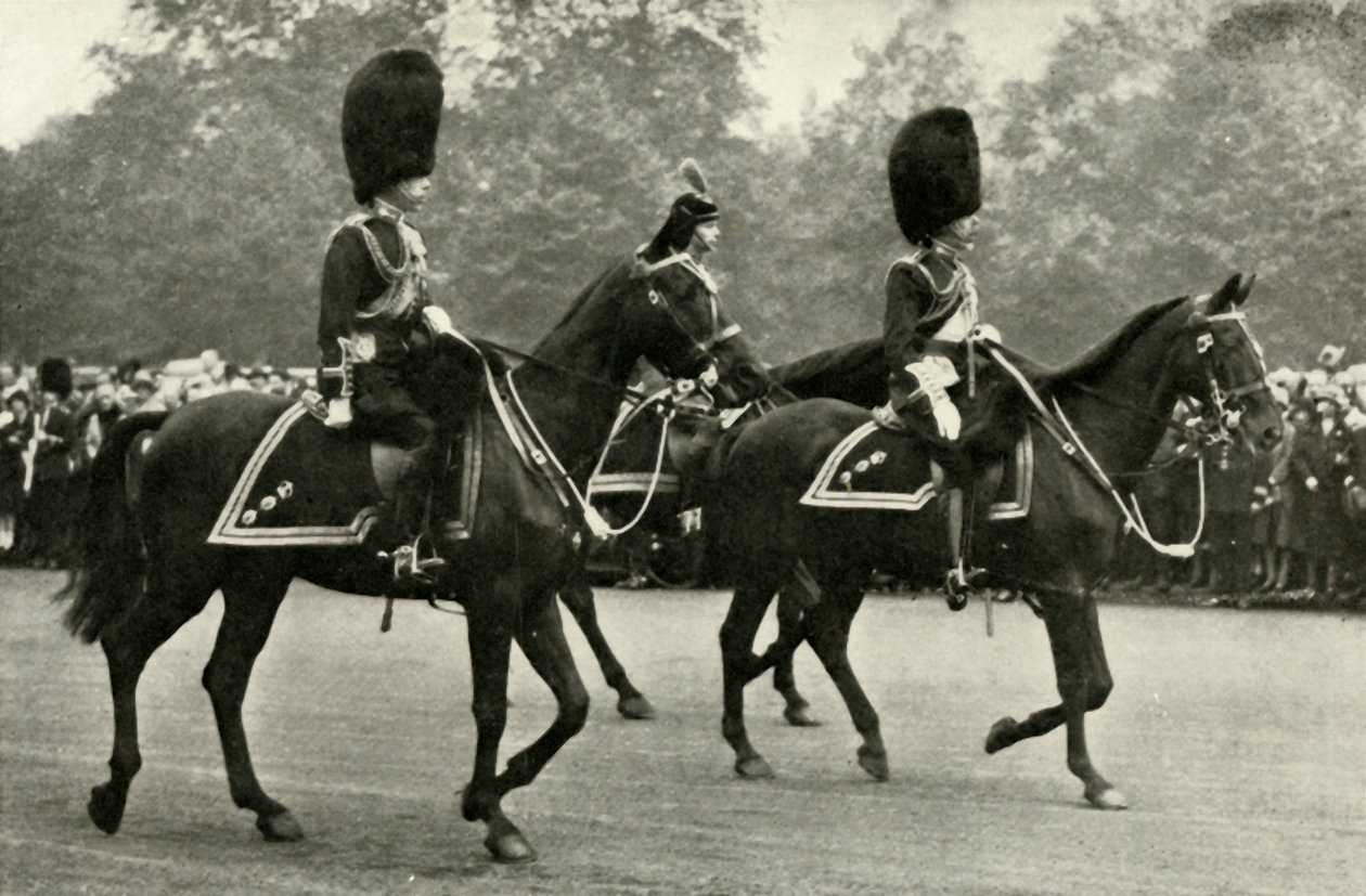 Koning George rijdt met wijlen koning George V en de Prins van Wales, 1928, 1937 door Unbekannt