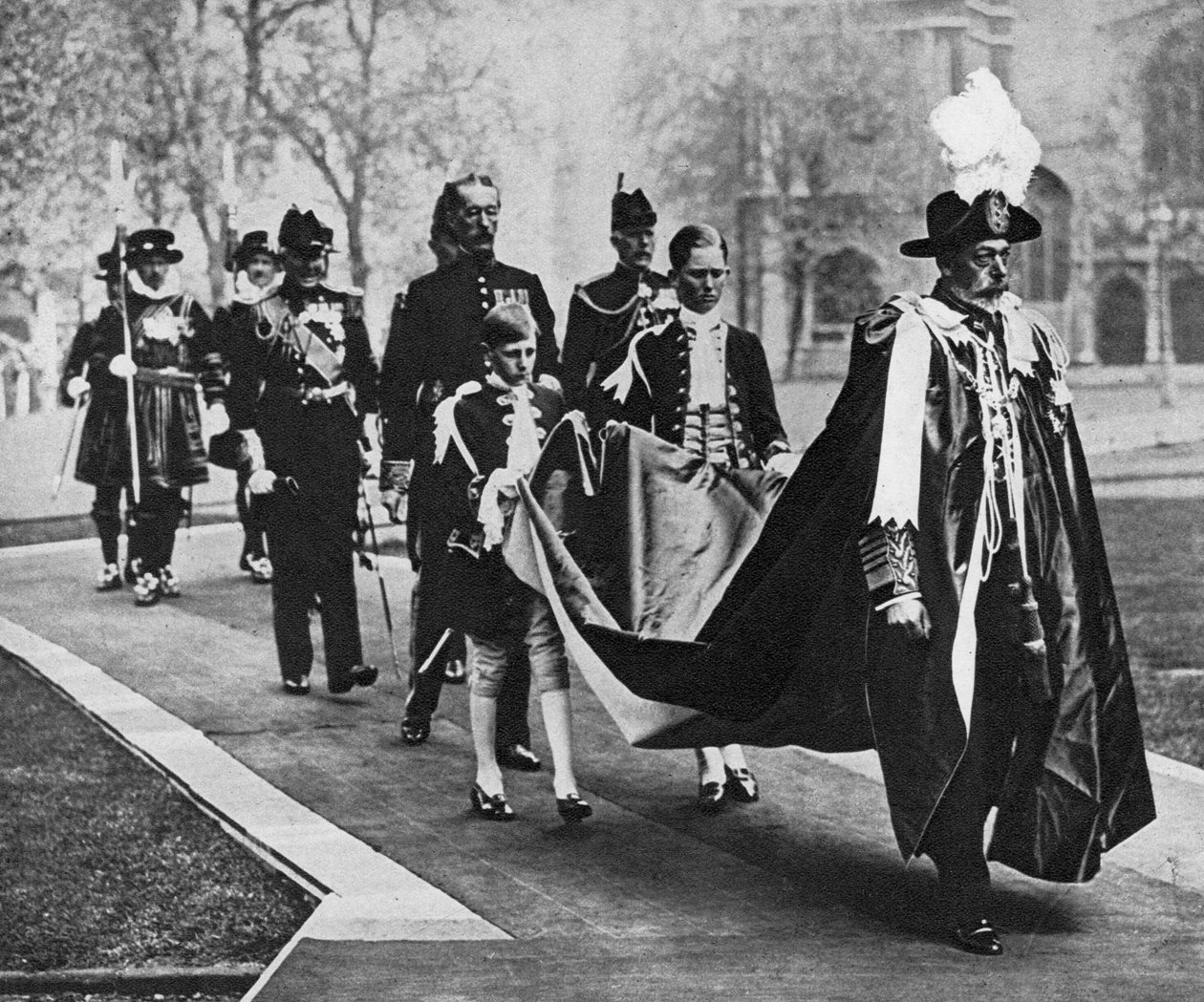 Koning George V in zijn gewaden als soeverein van de Orde van het Bad, ca. 1930s door Unbekannt