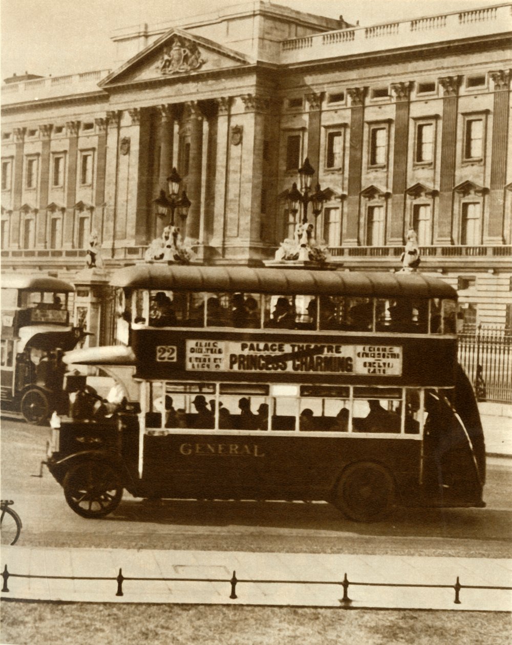 Londens Nieuwe All-Weather Bus, 1927, 1935 door Unbekannt