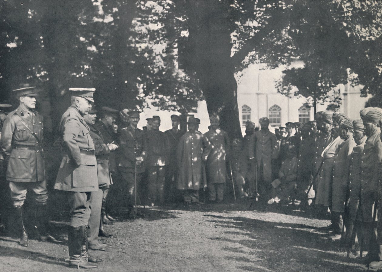 Lord Kitchener spreekt Indiase patiënten toe, 20 juli 1915 door Unbekannt