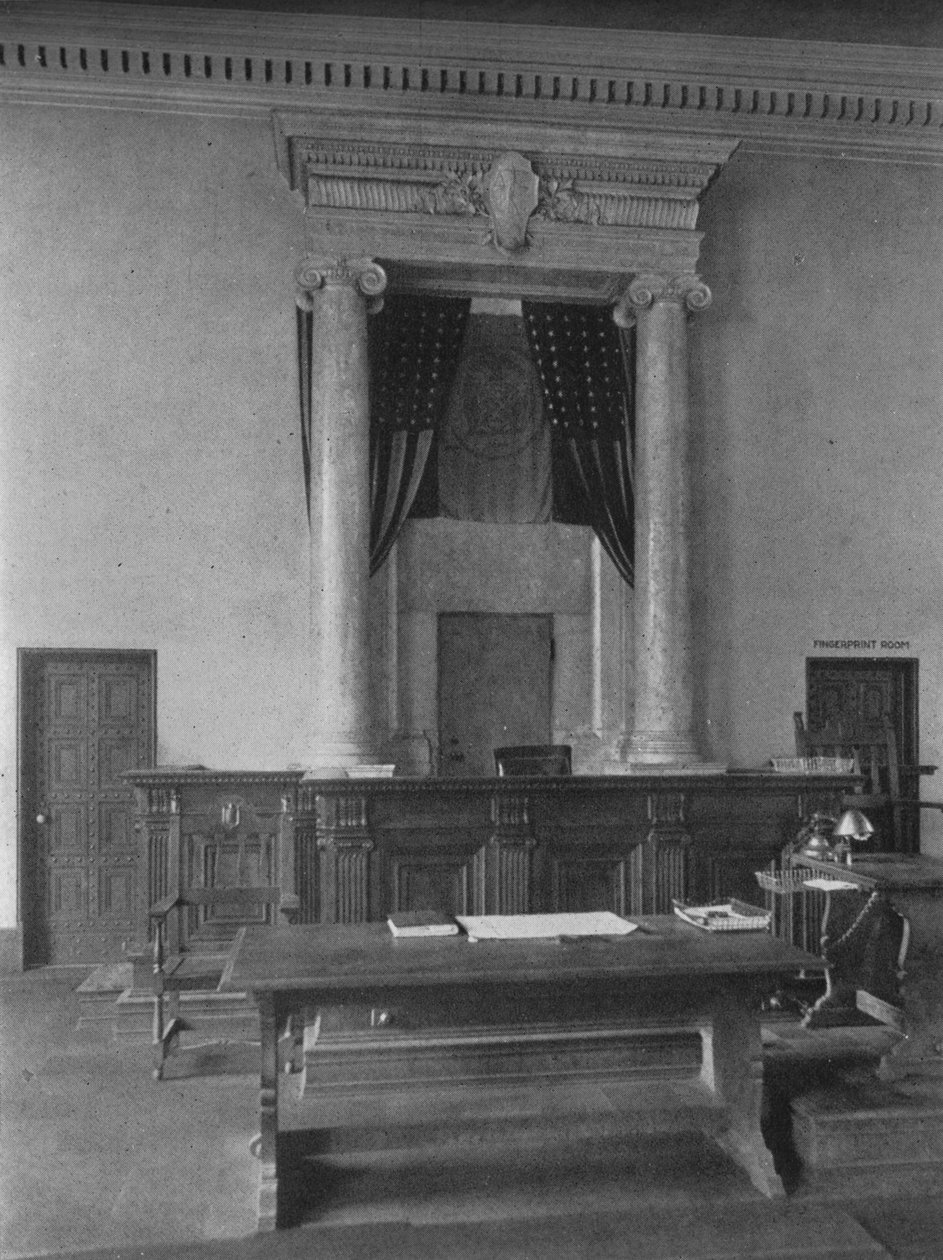 Bureau van de magistraat in de rechtszaal, Derde District Hof, New York City door Unbekannt