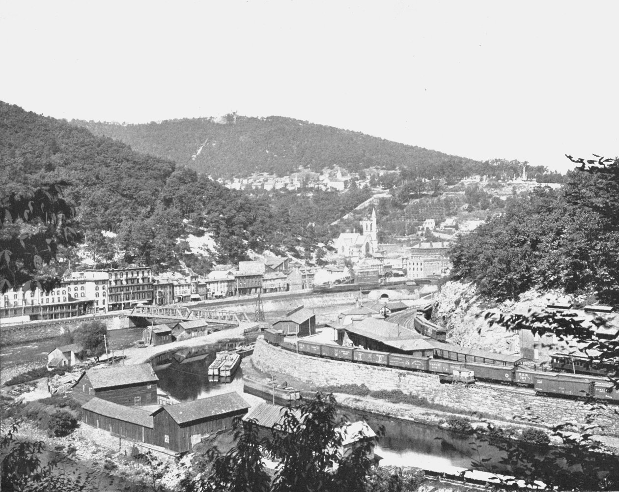 Mauch Chunk, Pennsylvania, met uitzicht op Mount Pisgah, VS door Unbekannt