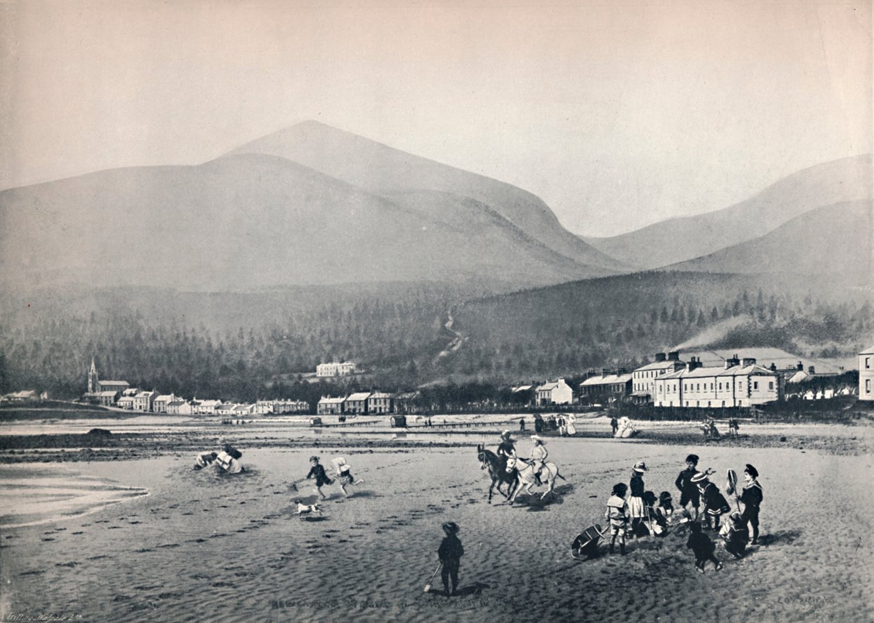 Newcastle, Co. Down. - Het Strand, met Slieve Donard, 1895 door Unbekannt