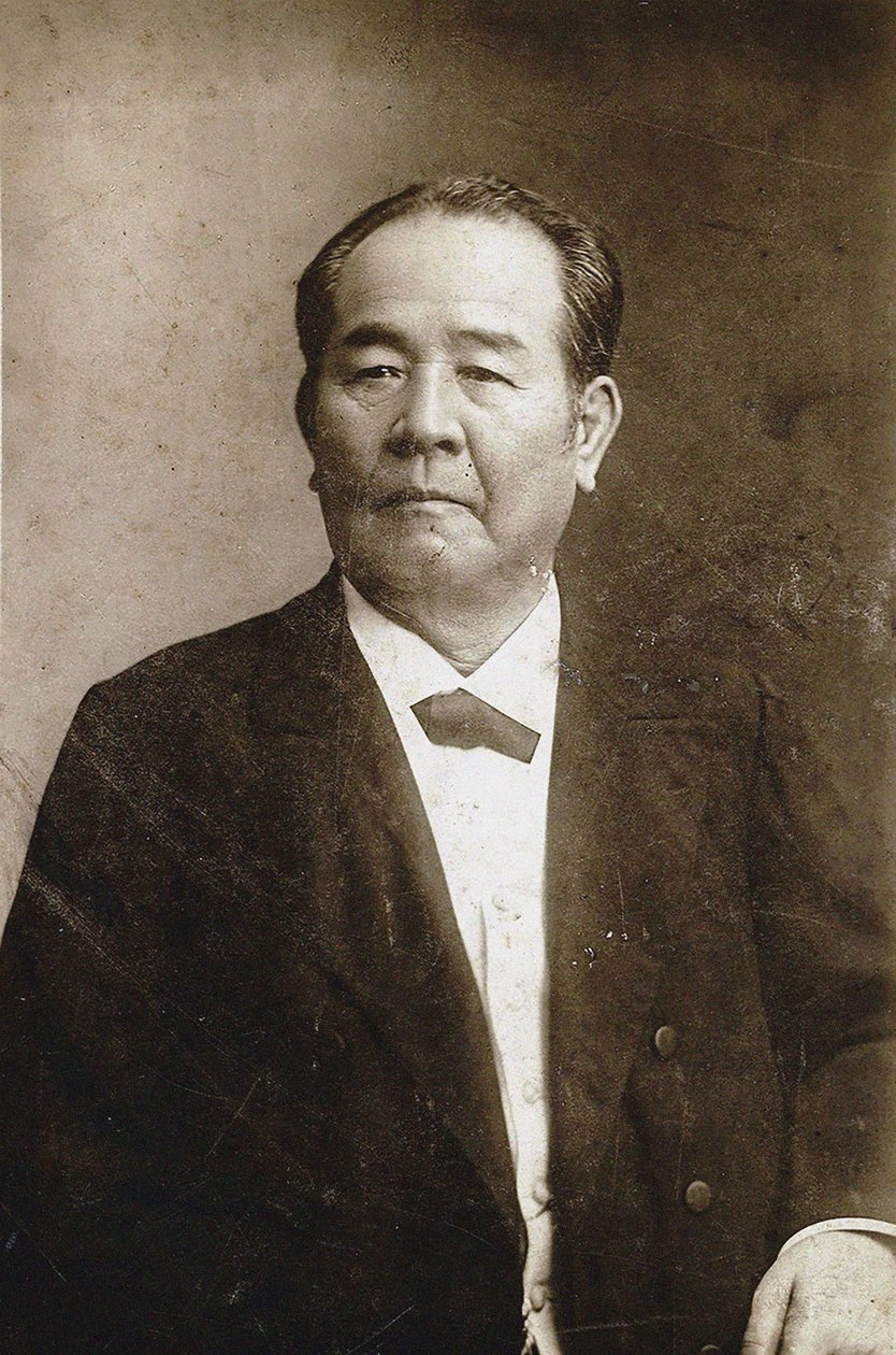 Portret van Shibusawa Eiichi 1840-1931, ca. 1890 door Unbekannt