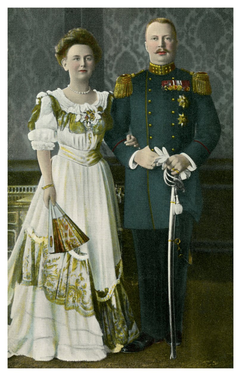 Koningin Wilhelmina en Prins Hendrik der Nederlanden, ca. 1900s-1910s door Unbekannt