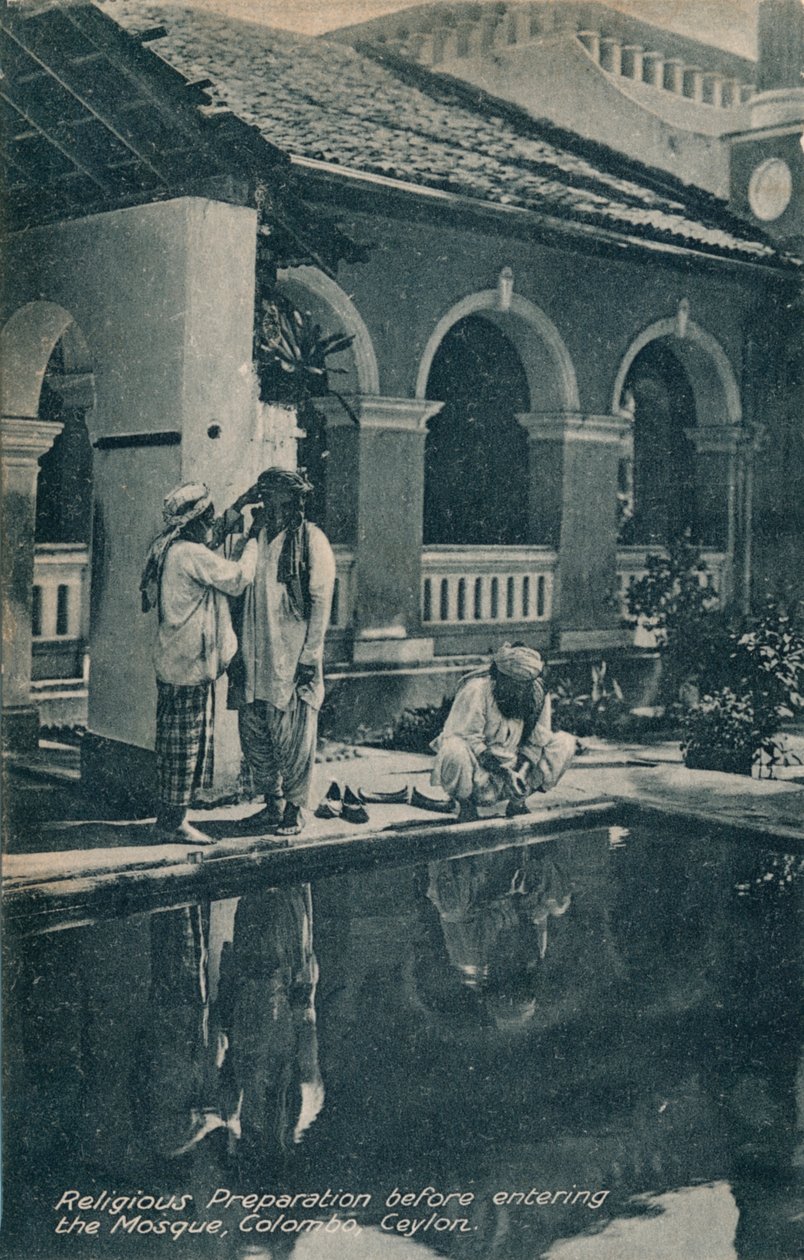 Religieuze Voorbereiding voor het betreden van de Moskee, Colombo, Ceylon door Unbekannt